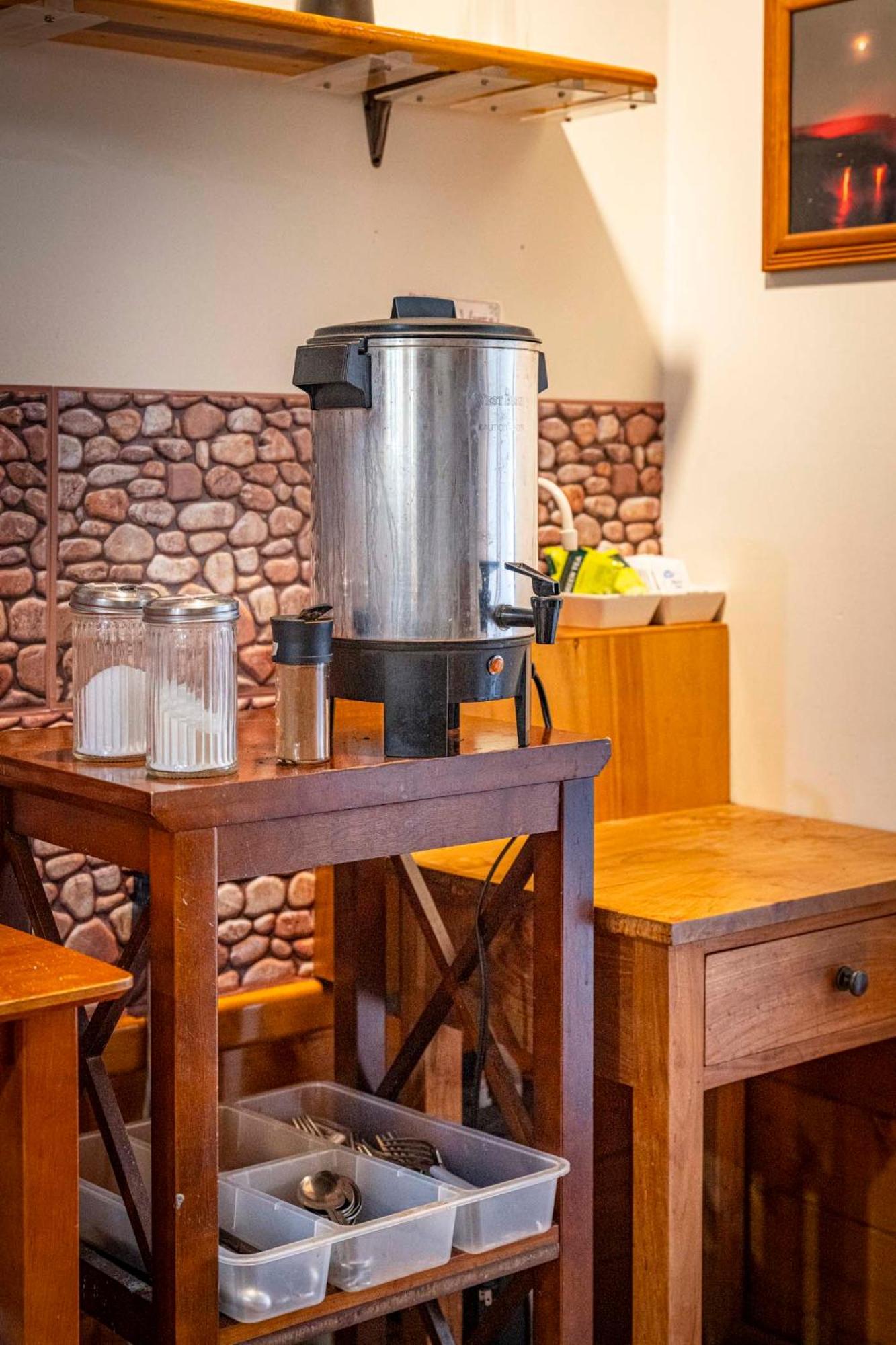 Volcano Inn Bed N Breakfast Buitenkant foto